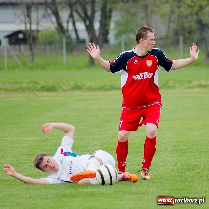 Zdjęcie w galerii na portalu naszraciborz.pl: Gra z kontry zabójczą bronią Granicy. Rafako na kolanach wiadomości z regionu