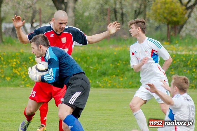 Zdjęcie w galerii na portalu naszraciborz.pl: Gra z kontry zabójczą bronią Granicy. Rafako na kolanach wiadomości z regionu