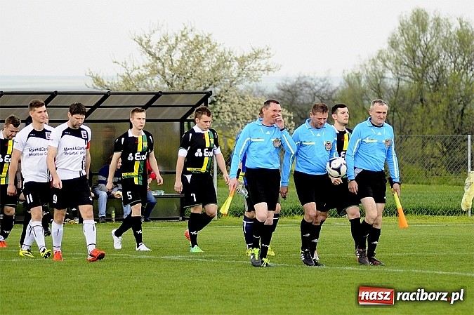 Zdjęcie w galerii na portalu naszraciborz.pl: Hit A klasy: Trzy szybkie ciosy Borucina, udana pogoń Buku wiadomości z regionu