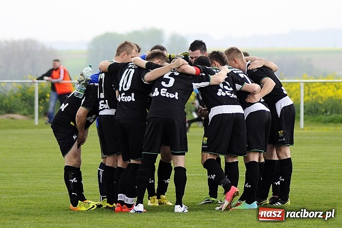 Zdjęcie w galerii na portalu naszraciborz.pl: Hit A klasy: Trzy szybkie ciosy Borucina, udana pogoń Buku wiadomości z regionu