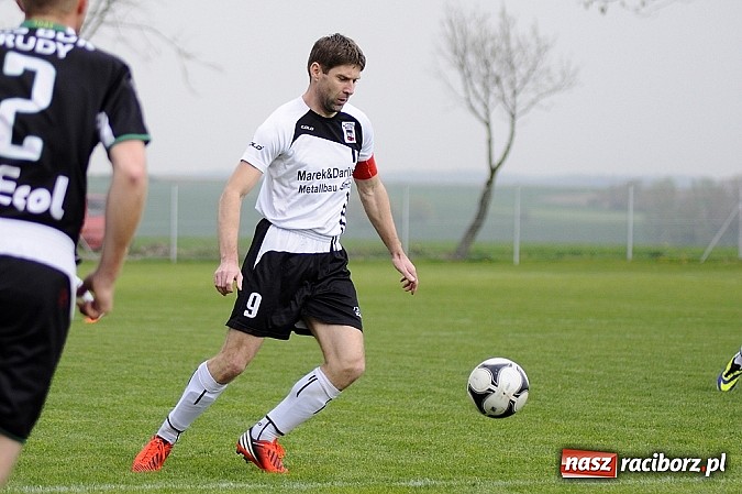 Zdjęcie w galerii na portalu naszraciborz.pl: Hit A klasy: Trzy szybkie ciosy Borucina, udana pogoń Buku wiadomości z regionu