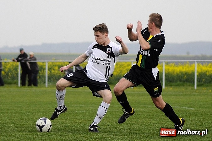 Zdjęcie w galerii na portalu naszraciborz.pl: Hit A klasy: Trzy szybkie ciosy Borucina, udana pogoń Buku wiadomości z regionu