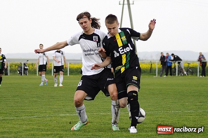 Zdjęcie w galerii na portalu naszraciborz.pl: Hit A klasy: Trzy szybkie ciosy Borucina, udana pogoń Buku wiadomości z regionu