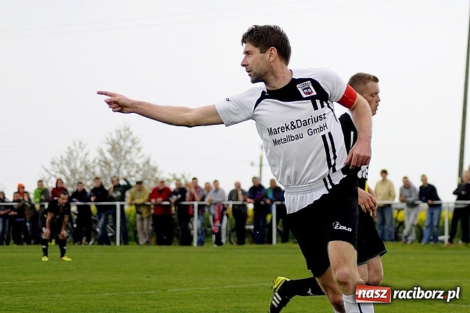 Zdjęcie w galerii na portalu naszraciborz.pl: Hit A klasy: Trzy szybkie ciosy Borucina, udana pogoń Buku wiadomości z regionu