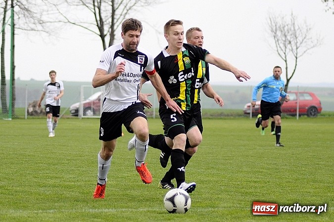 Zdjęcie w galerii na portalu naszraciborz.pl: Hit A klasy: Trzy szybkie ciosy Borucina, udana pogoń Buku wiadomości z regionu