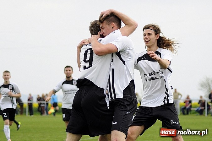 Zdjęcie w galerii na portalu naszraciborz.pl: Hit A klasy: Trzy szybkie ciosy Borucina, udana pogoń Buku wiadomości z regionu
