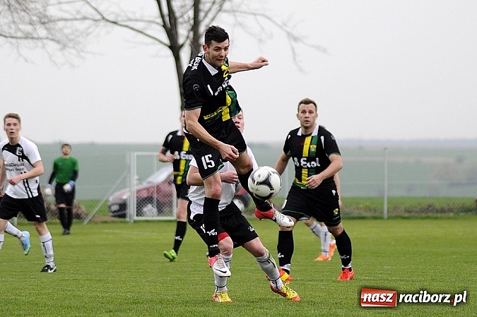 Zdjęcie w galerii na portalu naszraciborz.pl: Hit A klasy: Trzy szybkie ciosy Borucina, udana pogoń Buku wiadomości z regionu