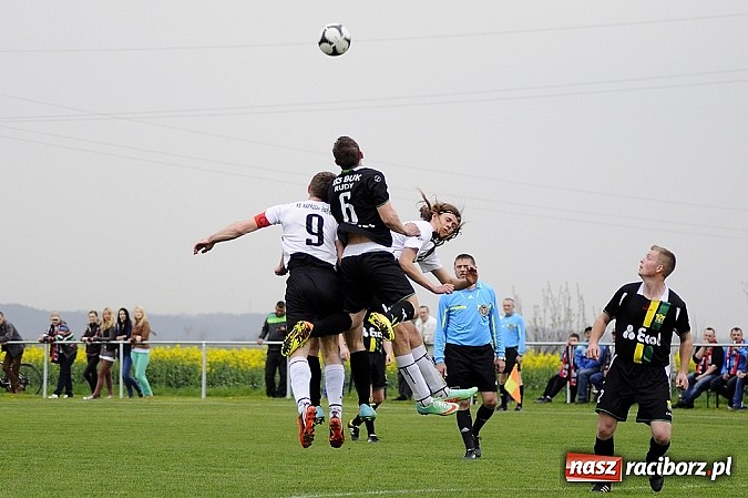 Zdjęcie w galerii na portalu naszraciborz.pl: Hit A klasy: Trzy szybkie ciosy Borucina, udana pogoń Buku wiadomości z regionu