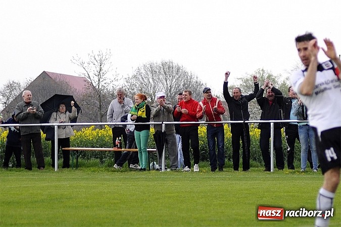 Zdjęcie w galerii na portalu naszraciborz.pl: Hit A klasy: Trzy szybkie ciosy Borucina, udana pogoń Buku wiadomości z regionu