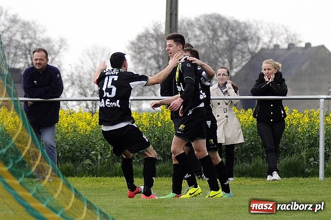 Zdjęcie w galerii na portalu naszraciborz.pl: Hit A klasy: Trzy szybkie ciosy Borucina, udana pogoń Buku wiadomości z regionu