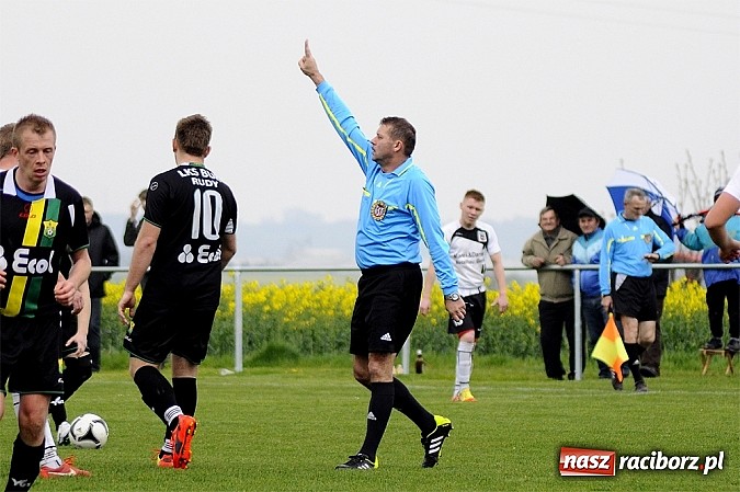 Zdjęcie w galerii na portalu naszraciborz.pl: Hit A klasy: Trzy szybkie ciosy Borucina, udana pogoń Buku wiadomości z regionu