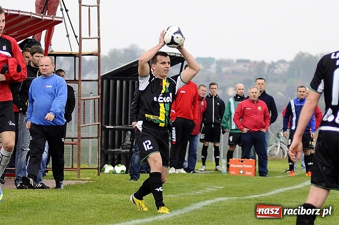 Zdjęcie w galerii na portalu naszraciborz.pl: Hit A klasy: Trzy szybkie ciosy Borucina, udana pogoń Buku wiadomości z regionu