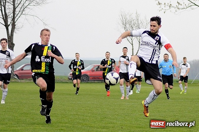 Zdjęcie w galerii na portalu naszraciborz.pl: Hit A klasy: Trzy szybkie ciosy Borucina, udana pogoń Buku wiadomości z regionu