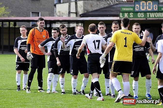Zdjęcie w galerii na portalu naszraciborz.pl: A klasa: Wicelider z Tworkowa bezlitosny dla Czarnych Gorzyce wiadomości z regionu