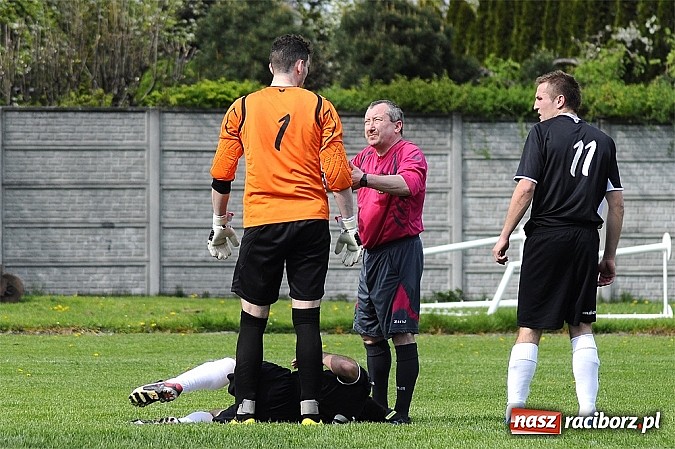 Zdjęcie w galerii na portalu naszraciborz.pl: A klasa: Wicelider z Tworkowa bezlitosny dla Czarnych Gorzyce wiadomości z regionu