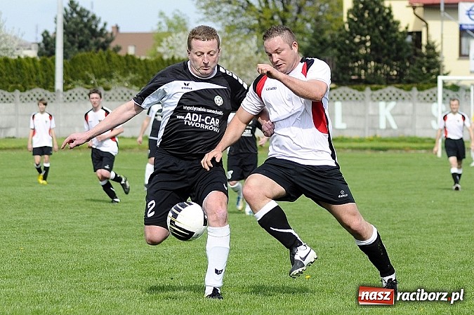 Zdjęcie w galerii na portalu naszraciborz.pl: A klasa: Wicelider z Tworkowa bezlitosny dla Czarnych Gorzyce wiadomości z regionu
