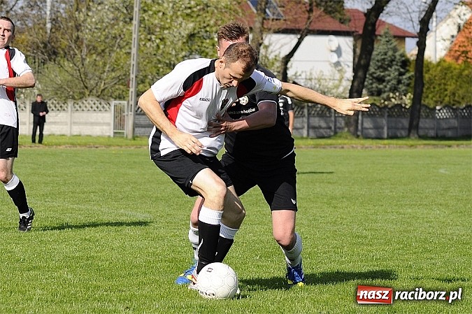 Zdjęcie w galerii na portalu naszraciborz.pl: A klasa: Wicelider z Tworkowa bezlitosny dla Czarnych Gorzyce wiadomości z regionu