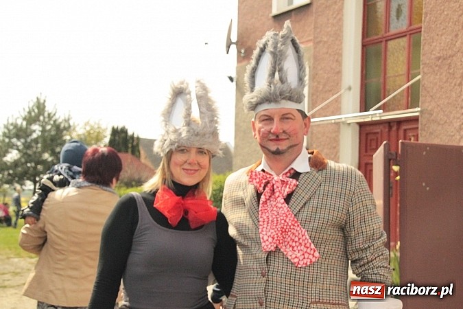 Zdjęcie w galerii na portalu naszraciborz.pl: Wielkanocne spotkanie w farskim ogrodzie wiadomości z regionu