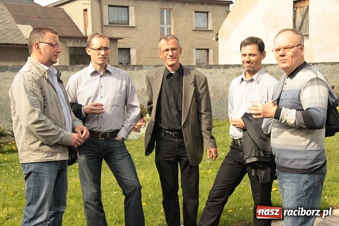 Zdjęcie w galerii na portalu naszraciborz.pl: Wielkanocne spotkanie w farskim ogrodzie wiadomości z regionu