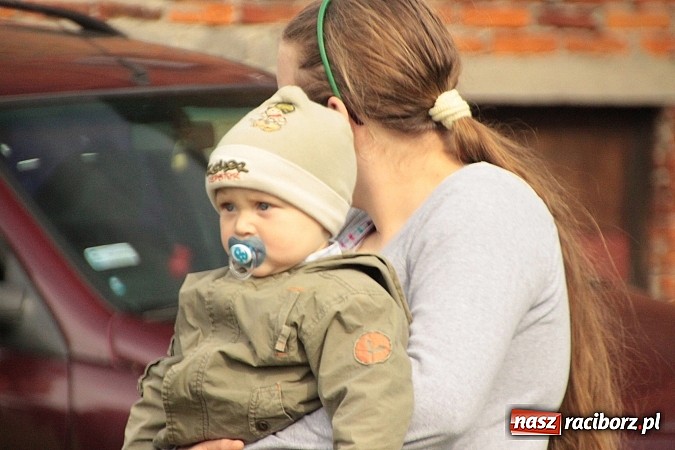 Zdjęcie w galerii na portalu naszraciborz.pl: Wielkanocne spotkanie w farskim ogrodzie wiadomości z regionu