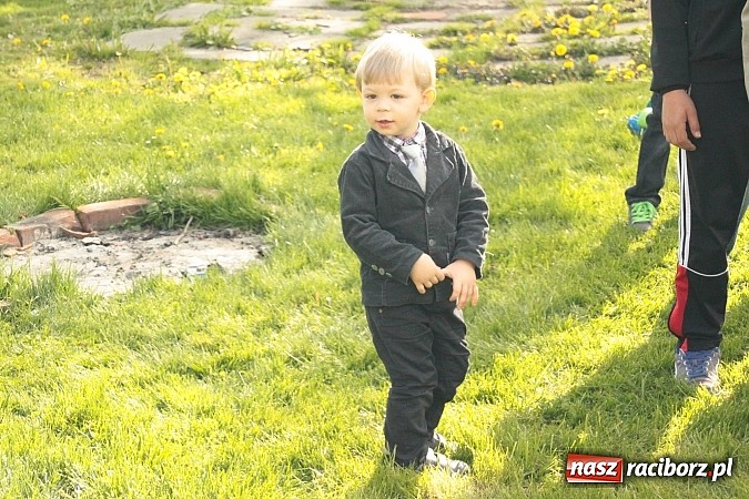 Zdjęcie w galerii na portalu naszraciborz.pl: Wielkanocne spotkanie w farskim ogrodzie wiadomości z regionu