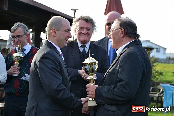 Zdjęcie w galerii na portalu naszraciborz.pl: W Bieńkowicach szli po polach starodawnym zwyczajem wiadomości z regionu