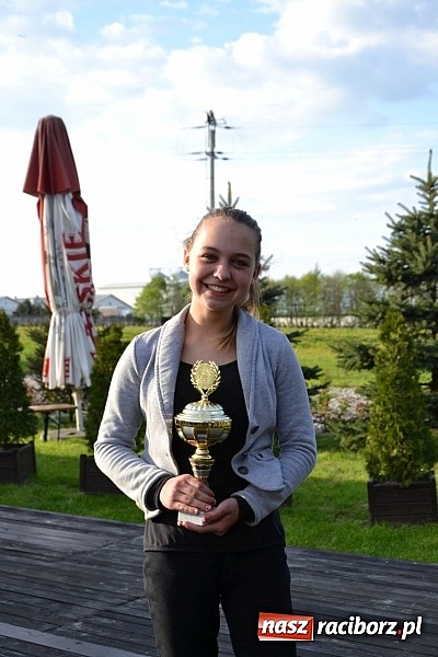 Zdjęcie w galerii na portalu naszraciborz.pl: W Bieńkowicach szli po polach starodawnym zwyczajem wiadomości z regionu