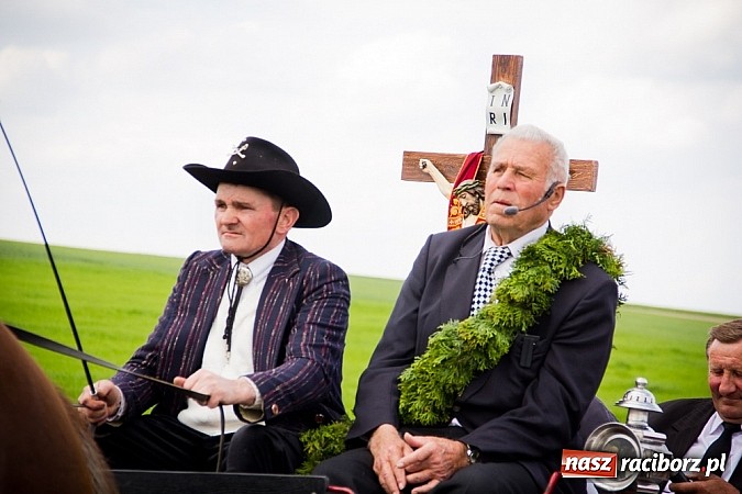 Zdjęcie w galerii na portalu naszraciborz.pl: Sudolskie wielkanocne rajtowanie, czyli cwałem po Topolowej wiadomości z regionu