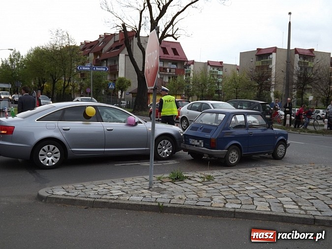 Zdjęcie w galerii na portalu naszraciborz.pl: Kraksa na skrzyżowaniu Katowickiej i Ocickiej  wiadomości z regionu
