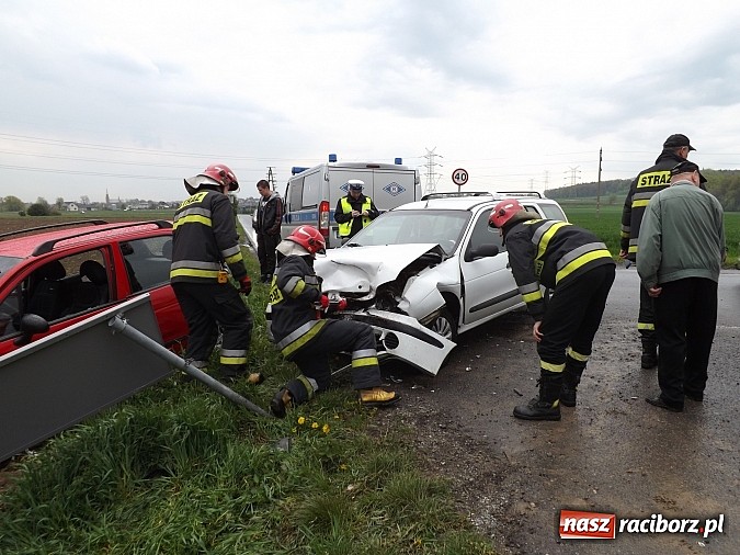 Zdjęcie w galerii na portalu naszraciborz.pl: Pechowy wtorek na raciborskich drogach wiadomości z regionu