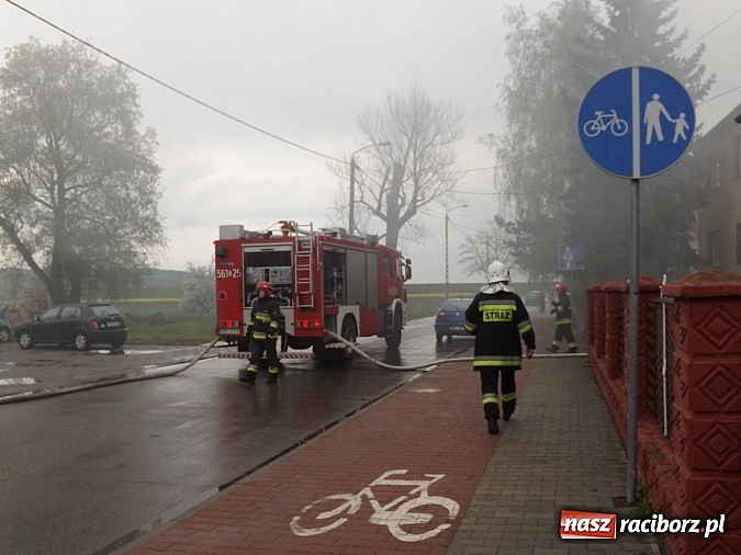 Zdjęcie w galerii na portalu naszraciborz.pl: 20 tysięcy złotych strat po pożarze na Płoni. Dziecko zaprószyło ogień? wiadomości z regionu