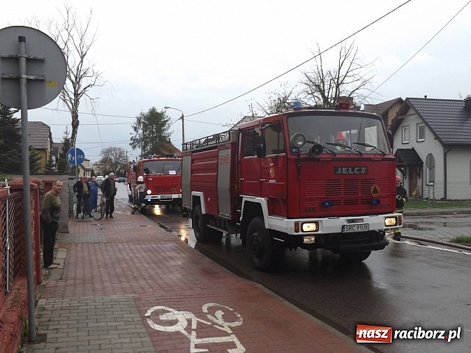 Zdjęcie w galerii na portalu naszraciborz.pl: 20 tysięcy złotych strat po pożarze na Płoni. Dziecko zaprószyło ogień? wiadomości z regionu