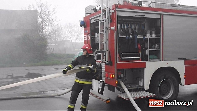 Zdjęcie w galerii na portalu naszraciborz.pl: 20 tysięcy złotych strat po pożarze na Płoni. Dziecko zaprószyło ogień? wiadomości z regionu