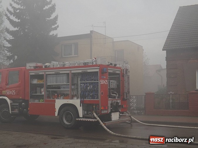 Zdjęcie w galerii na portalu naszraciborz.pl: 20 tysięcy złotych strat po pożarze na Płoni. Dziecko zaprószyło ogień? wiadomości z regionu