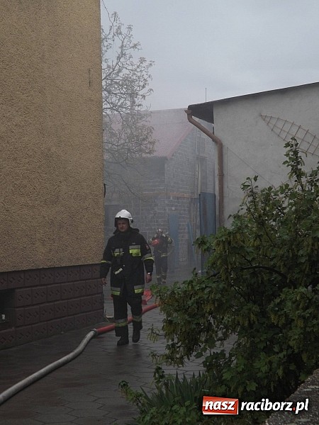 Zdjęcie w galerii na portalu naszraciborz.pl: 20 tysięcy złotych strat po pożarze na Płoni. Dziecko zaprószyło ogień? wiadomości z regionu