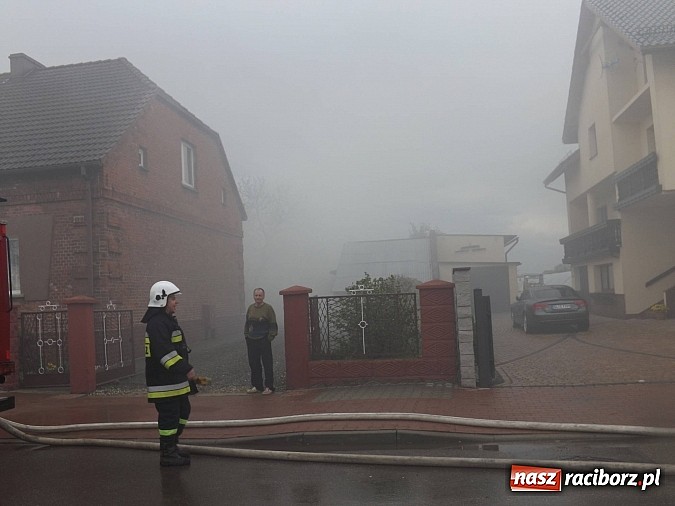 Zdjęcie w galerii na portalu naszraciborz.pl: 20 tysięcy złotych strat po pożarze na Płoni. Dziecko zaprószyło ogień? wiadomości z regionu