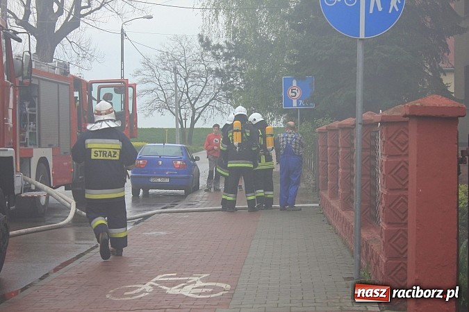 Zdjęcie w galerii na portalu naszraciborz.pl: 20 tysięcy złotych strat po pożarze na Płoni. Dziecko zaprószyło ogień? wiadomości z regionu
