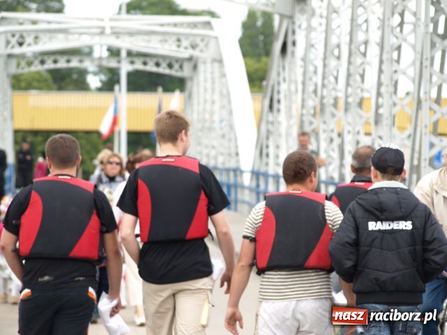 Zdjęcie w galerii na portalu naszraciborz.pl: Spływ kajakowy Ostrava-Zabełków wiadomości z regionu