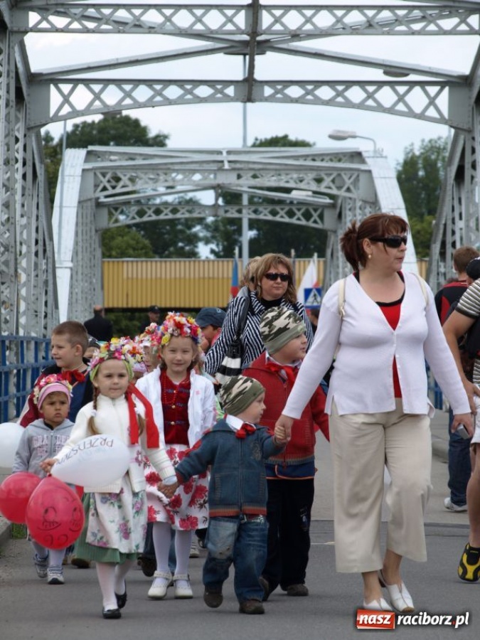 Zdjęcie w galerii na portalu naszraciborz.pl: Spływ kajakowy Ostrava-Zabełków wiadomości z regionu