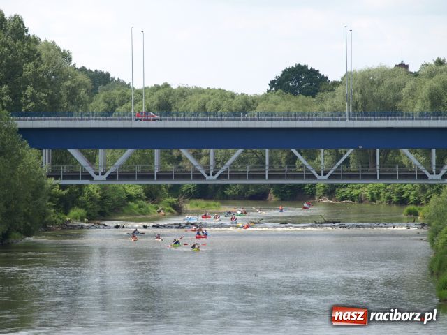 Zdjęcie w galerii na portalu naszraciborz.pl: Spływ kajakowy Ostrava-Zabełków wiadomości z regionu