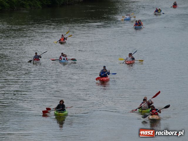 Zdjęcie w galerii na portalu naszraciborz.pl: Spływ kajakowy Ostrava-Zabełków wiadomości z regionu