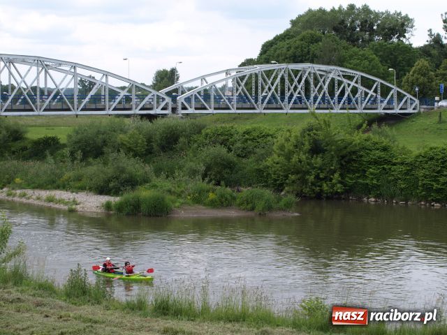 Zdjęcie w galerii na portalu naszraciborz.pl: Spływ kajakowy Ostrava-Zabełków wiadomości z regionu