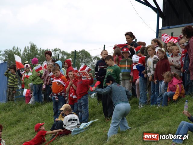 Zdjęcie w galerii na portalu naszraciborz.pl: Spływ kajakowy Ostrava-Zabełków wiadomości z regionu