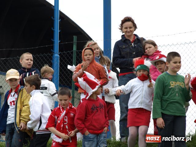 Zdjęcie w galerii na portalu naszraciborz.pl: Spływ kajakowy Ostrava-Zabełków wiadomości z regionu