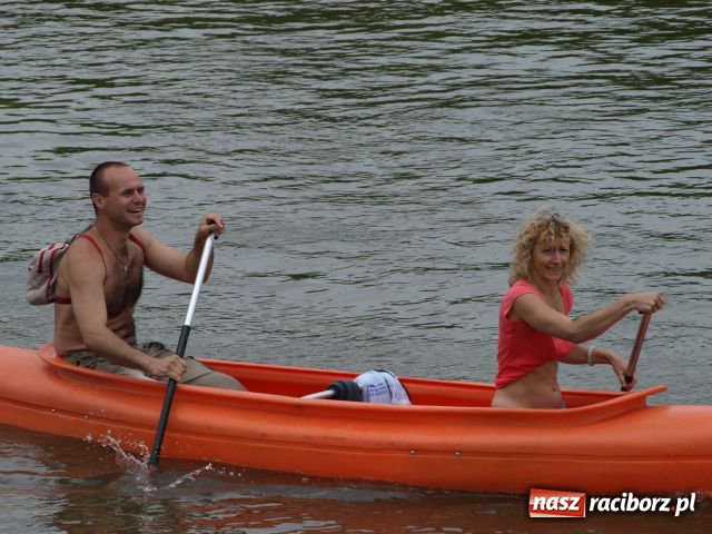 Zdjęcie w galerii na portalu naszraciborz.pl: Spływ kajakowy Ostrava-Zabełków wiadomości z regionu