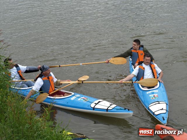 Zdjęcie w galerii na portalu naszraciborz.pl: Spływ kajakowy Ostrava-Zabełków wiadomości z regionu