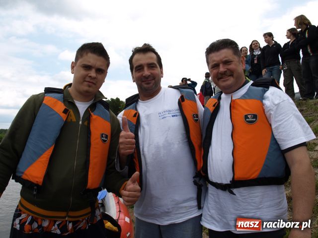 Zdjęcie w galerii na portalu naszraciborz.pl: Spływ kajakowy Ostrava-Zabełków wiadomości z regionu