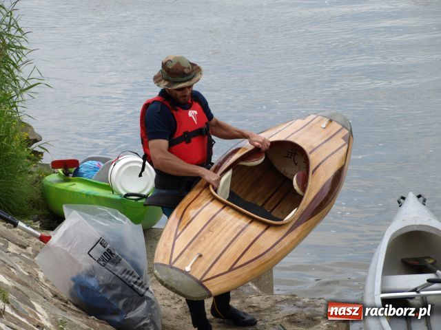 Zdjęcie w galerii na portalu naszraciborz.pl: Spływ kajakowy Ostrava-Zabełków wiadomości z regionu