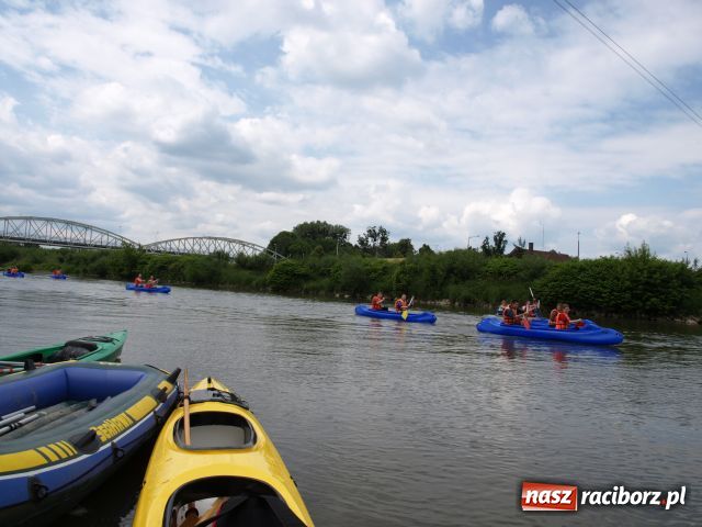 Zdjęcie w galerii na portalu naszraciborz.pl: Spływ kajakowy Ostrava-Zabełków wiadomości z regionu