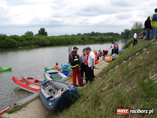 Zdjęcie w galerii na portalu naszraciborz.pl: Spływ kajakowy Ostrava-Zabełków wiadomości z regionu